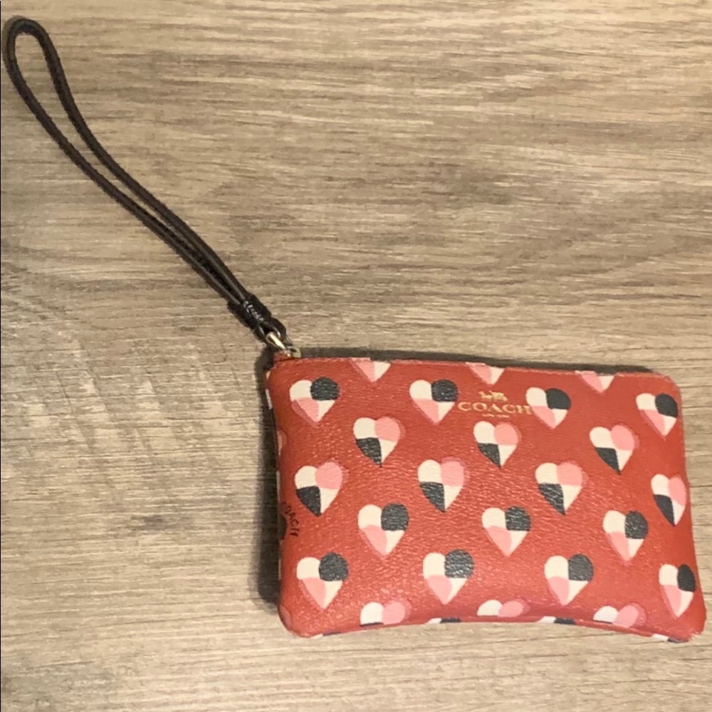 Coach wristlet checkered heart ❤️